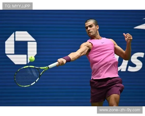 _美网：突如其来的暴雨打断比赛，运动员表现坚韧不拔_，美网比赛视频