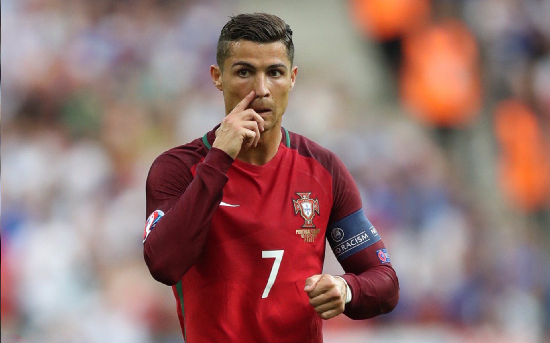 希腊男队蛙泳项目再创佳绩,希腊选手赛后泪奔